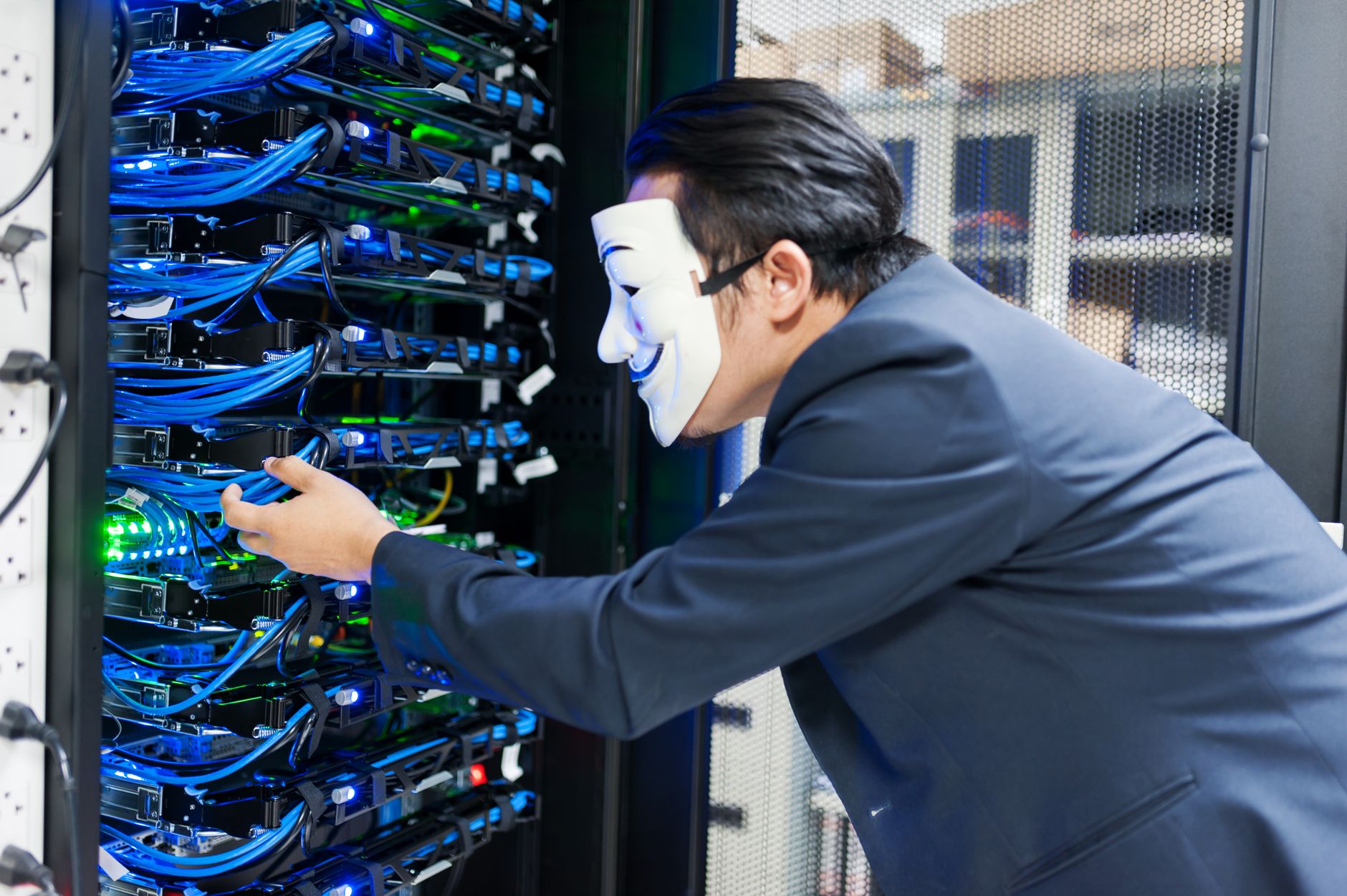 GDPR合规下用户画像自动化实现路径——以某零售企业数据治理为例