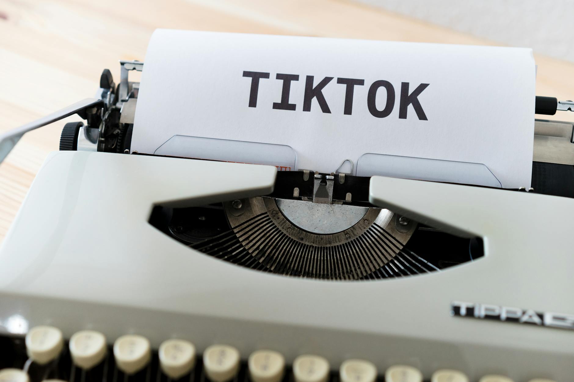 跨境电商TikTok运营：基于企编云脚本的自动化短视频脚本生成实战指南